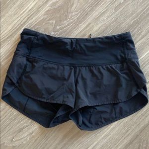 LULU LEMON shorts